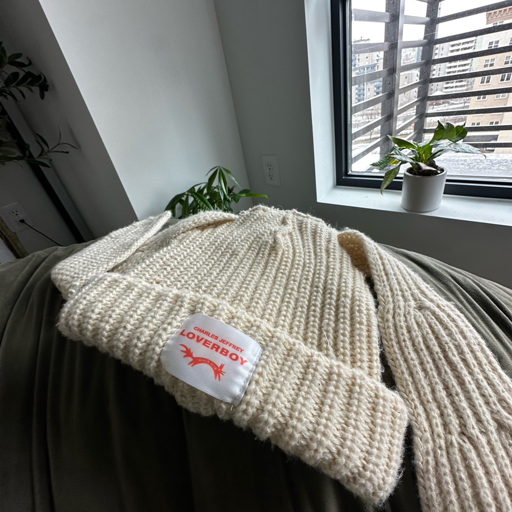 [SOLD] Charles Jefferey Loverboy Cream Knit Beanie